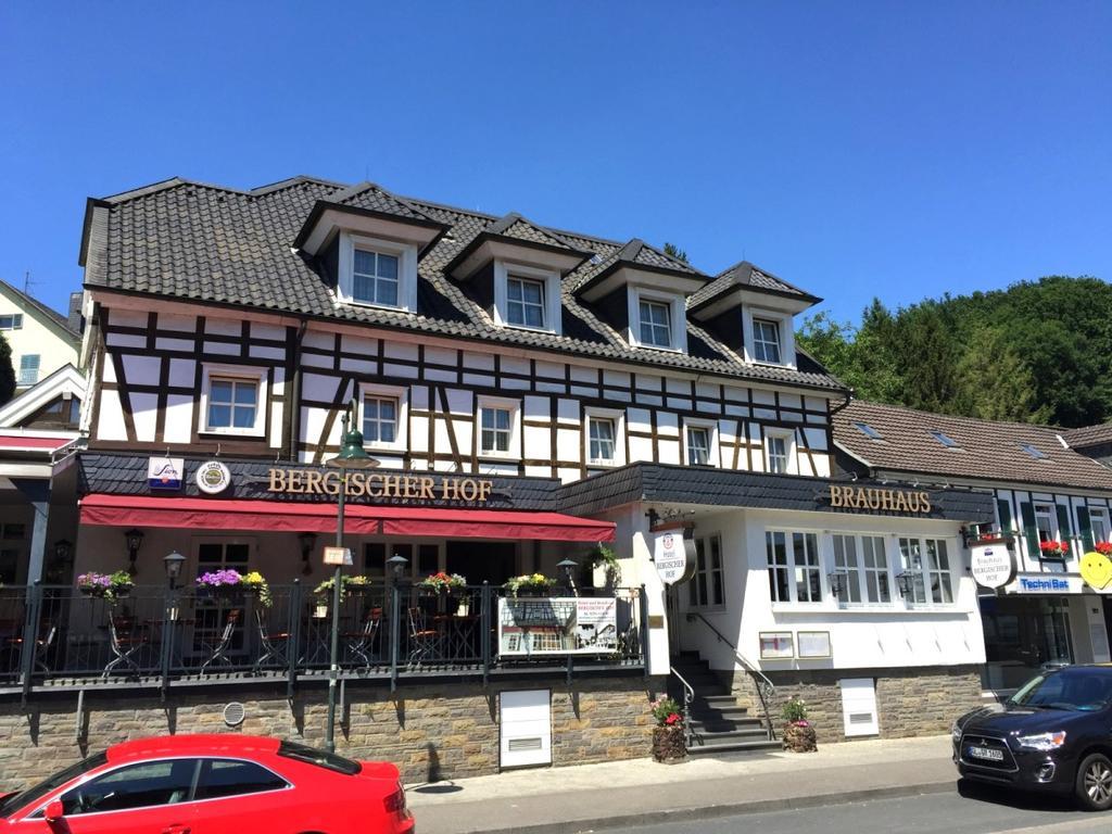 Bergischer Hof โอเวอราธ ภายนอก รูปภาพ